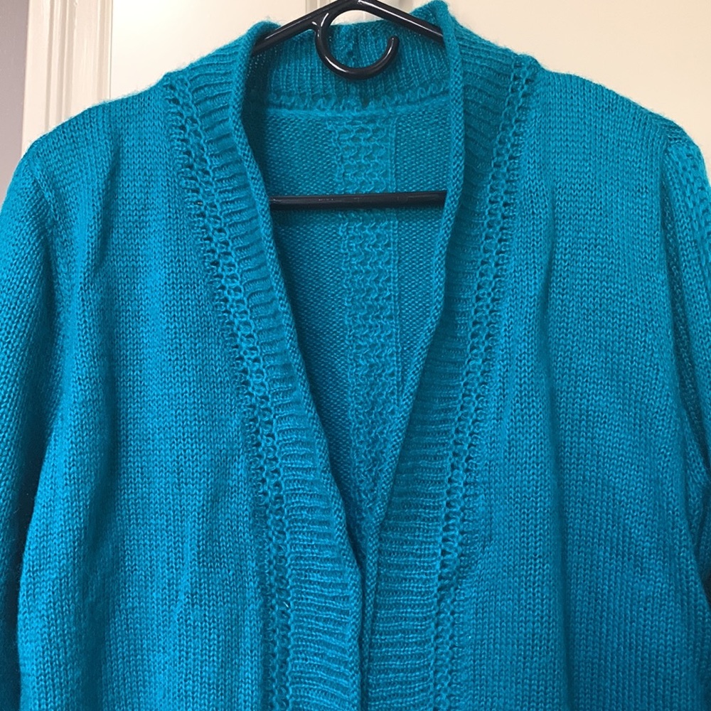 Chico’s size 1 turquoise long sleeve sweater - Picture 7 of 8